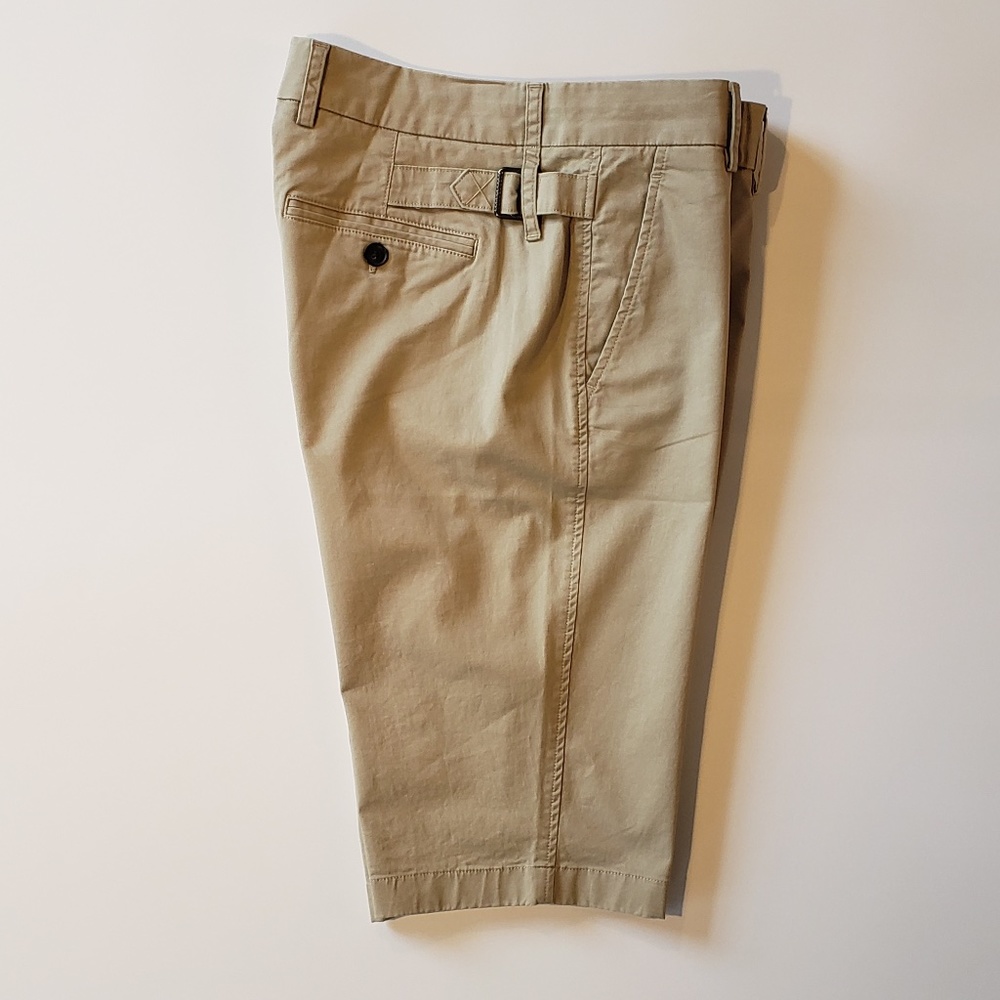 VINCE Khaki Bermuda Shorts Size 6 - Picture 3 of 4